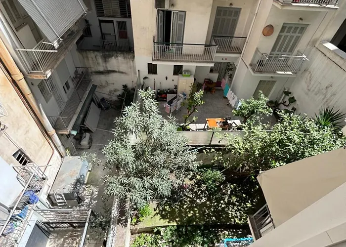Cozy Apartment In The Heart Of Athens